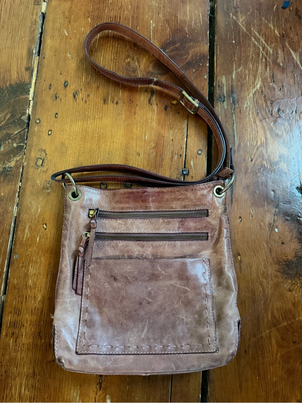 Nino BOSSI Brown distressed Leather Crossbody Bag